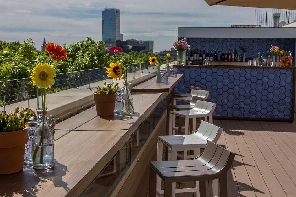 Miiro Borneta Hotel Barcelona 4*,
